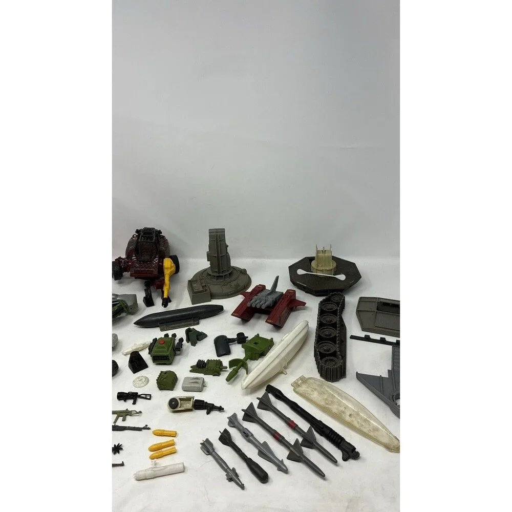 Huge Lot of Vintage GI Joe Parts and Pieces 50+ Hasbro 80's and 90's Cobra ARAH